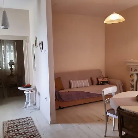 Artistic House In Evias *